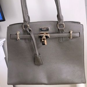 BCBG gray purse good condition lightly used